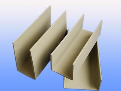 pvc塑料异型材 门窗塑胶配件 电子轨道塑料零件 厂家生产